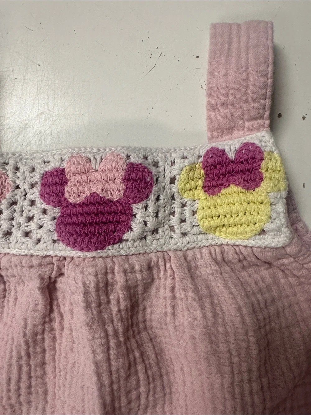 Disney Minnie Mouse Crochet Muslin Tank Top Disneyland World 3